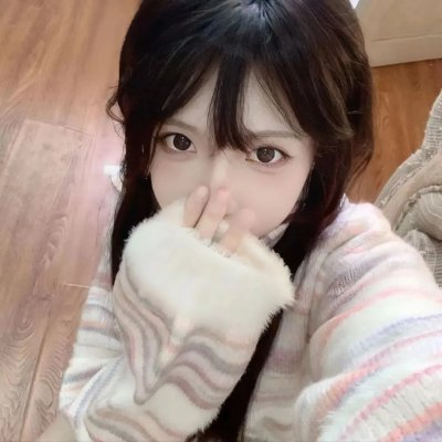 美女与纯情男 海报